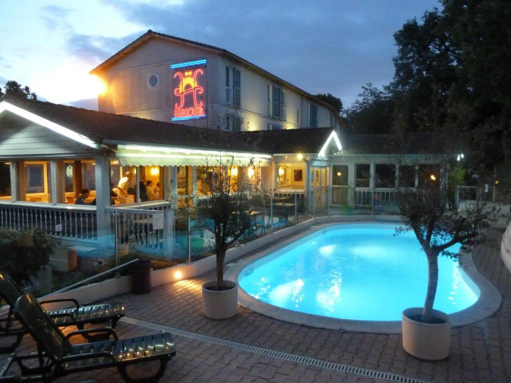 Hotel & Restaurant Heliotel مونْفيرييي سور لي المظهر الخارجي الصورة