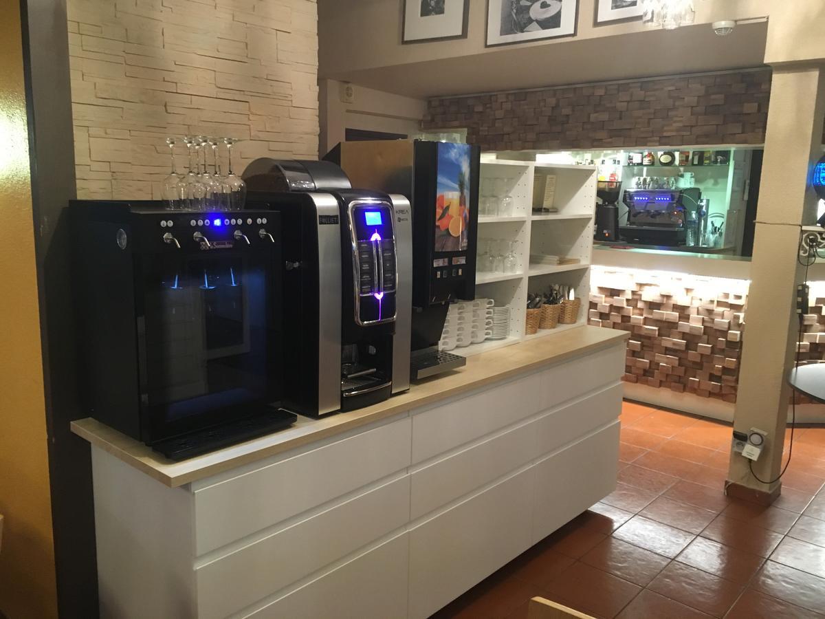 Hotel & Restaurant Heliotel مونْفيرييي سور لي المظهر الخارجي الصورة