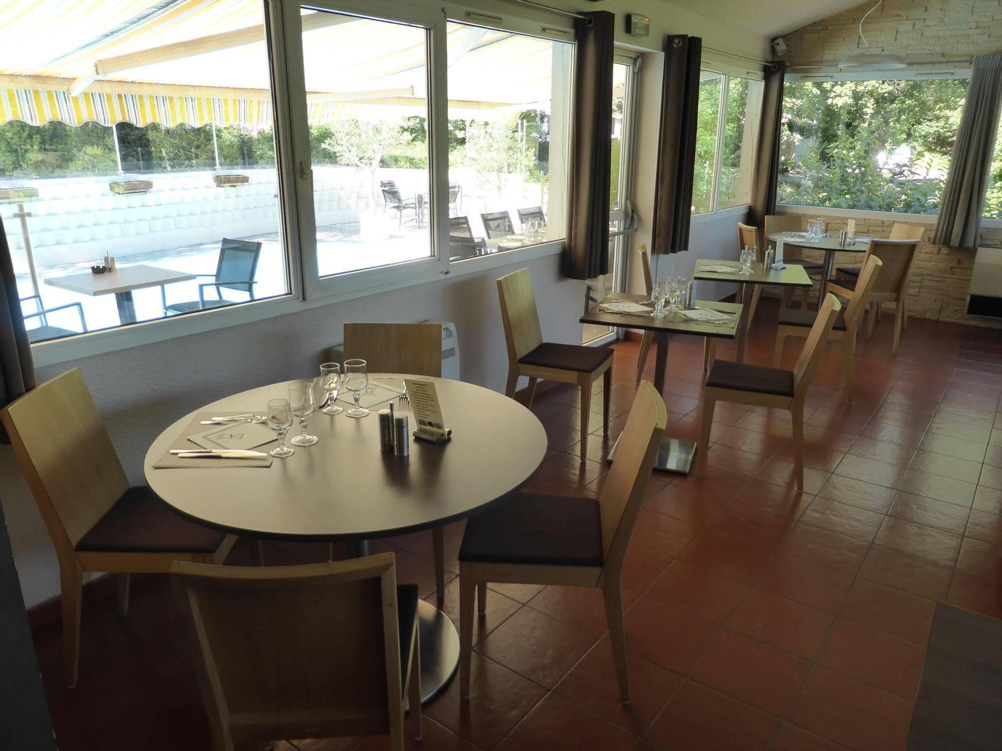 Hotel & Restaurant Heliotel مونْفيرييي سور لي المظهر الخارجي الصورة