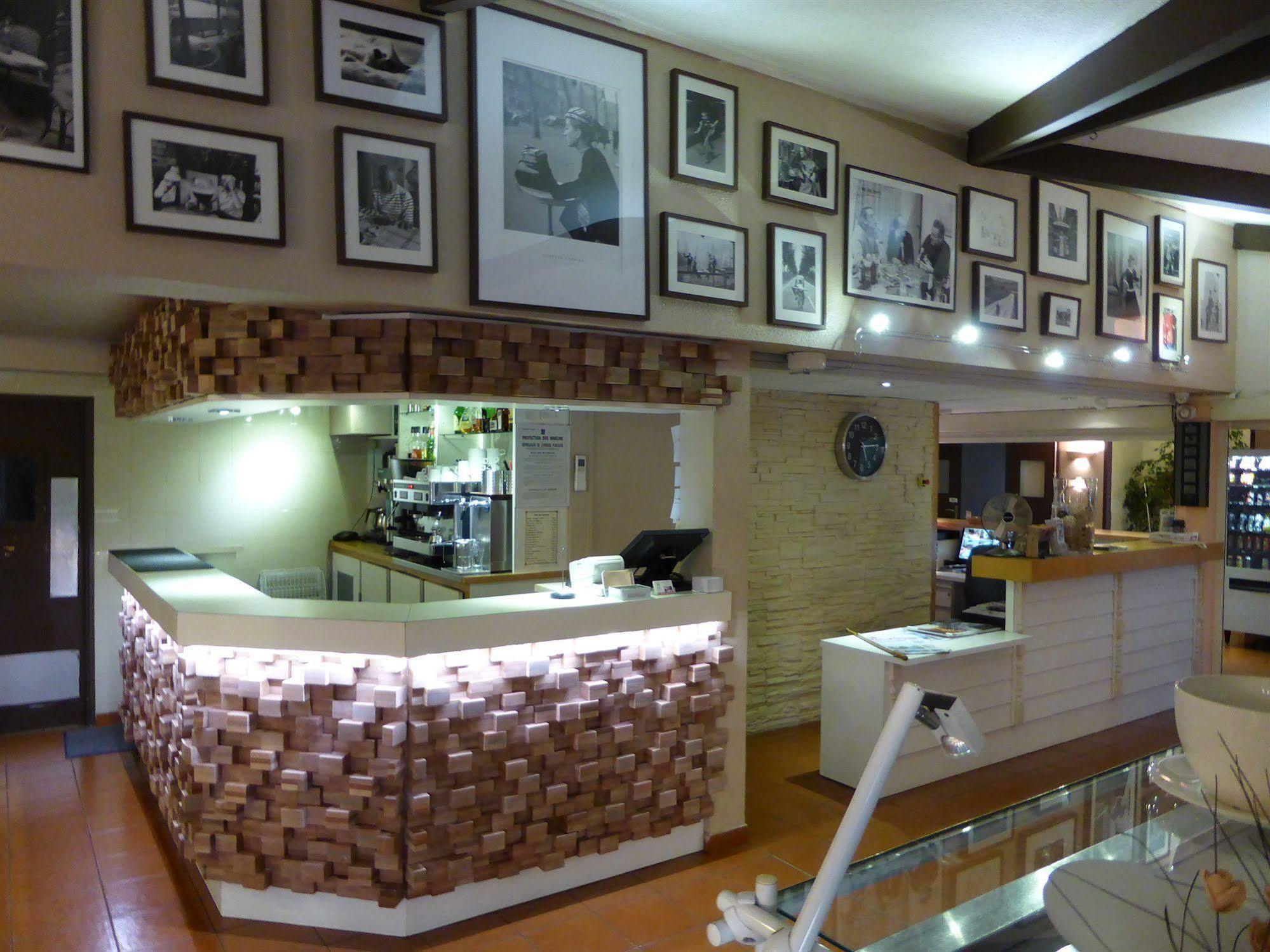 Hotel & Restaurant Heliotel مونْفيرييي سور لي المظهر الخارجي الصورة
